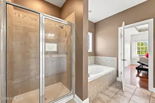 1203 Coral Reef Court, New Bern, NC 28560 – photo 19: Primary Bathroom