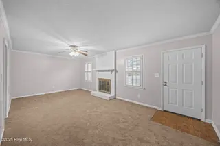 70 Barnes Street, Greenville, NC 27858 – photo 5: 5-web-or-mls-BLS_0006