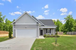 124 Carissa Drive, Smithfield, NC 27577 – photo 3: 003-494432-IMG_5412