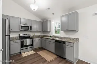 590 Boundary Loop Road NW, Calabash, NC 28467 – photo 11: 32