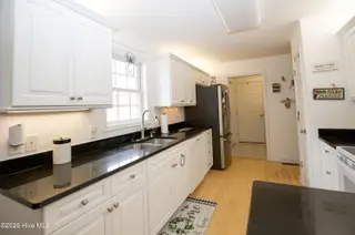623 Pinehurst Trace Drive, Pinehurst, NC 28374 – photo 15: Kitchen