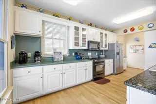 6715 Ocean Drive, Emerald Isle, NC 28594 – photo 21: Kitchen