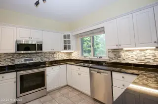 370 Fairway Court, Pinehurst, NC 28374 – photo 15: 370 Fairway Ct-33