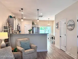 14 Catalina Circle, Swansboro, NC 28584 – photo 12: Living Room
