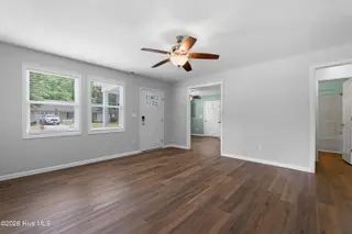 629 Walnut Drive, Jacksonville, NC 28540 – photo 6: 06