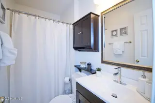 34 Pirates Cove Drive, Swansboro, NC 28584 – photo 21: DSC_2192