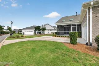 8450 Oak Abbey Trail NE, Leland, NC 28451 — 3-bedroom townhome in Compass Pointe, Leland, NC, photo 22 of 37