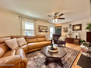 900 Tuscarora Avenue, Elizabeth City, NC 27909 – photo 9: Living Room