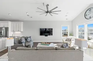 392 Ocean Boulevard W, Holden Beach, NC 28462 – photo 18: 392 Ocean Blvd West