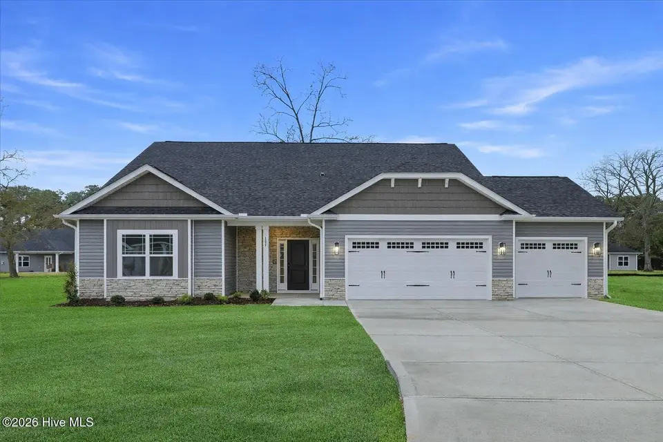 104 Jackson Ridge Way, Pikeville, NC 27863 – photo 1 of 38: 2604 Green 1