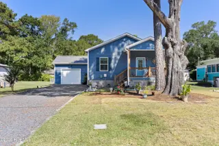 505 Magnolia Drive, Sunset Beach, NC 28468 – photo 6: 505 Magnolia Dr