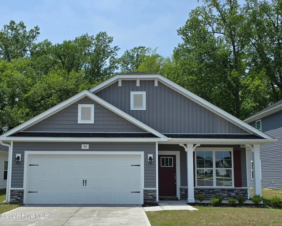 204 Shoal Lane, New Bern, NC 28562 – photo 1 of 22: 20260425_132659