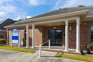 305 Commerce Avenue, Morehead City, NC 28557 – photo 4: 4-web-or-mls-1S3A8146