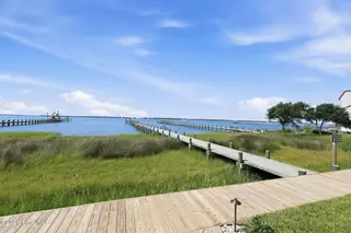 4741 S Shore Drive, Morehead City, NC 28557 – photo 16: 16-web-or-mls-4741 S Shore Dr 019
