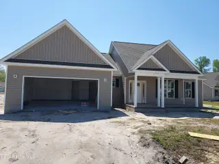 664 Bright Harvest Drive, Maysville, NC 28555 – photo 4: Similar