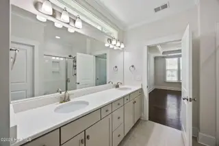 636 Countryside Lane, Wilmington, NC 28411 — 5-bedroom home in Middle Sound Village, Wilmington, NC, photo 21 of 57