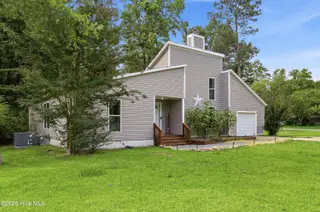 101 Sourwood Road, Goldsboro, NC 27534 – photo 2: 02-101 Sourwood Rd-2