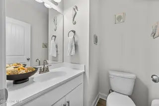 646 Indigo Johnston Drive, Jacksonville, NC 28546 – photo 23: 14_bathroom
