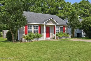 208 Old Oak Road, Elizabeth City, NC 27909 – photo 3: 3-web-or-mls-IMG_8411