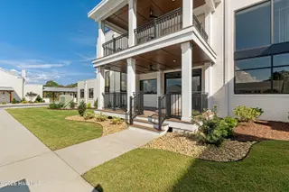 805 Mulberry Street Unit 114, Beaufort, NC 28516 — 1-bedroom condo in 805 Mulberry, Beaufort, NC, photo 1 of 25: Unit 114