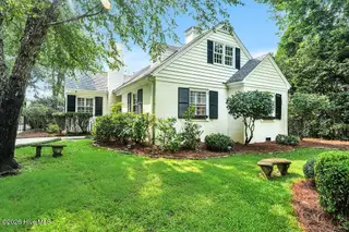 1413 Hawthorne Road, Wilmington, NC 28403 – photo 1