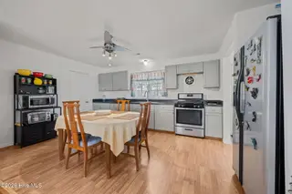 149 Bayshore Street, Sea Level, NC 28577 – photo 14: kitchen / dining room