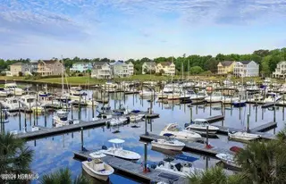 2555 St James Drive SE Unit 303, Southport, NC 28461 — 3-bedroom condo in St James, Southport, NC, photo 11 of 31: Wade.10
