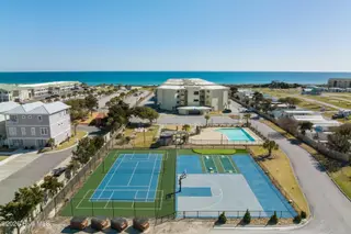 9100 Reed Drive 1108, Emerald Isle, NC 28594 – photo 2: Queens Court Amenities