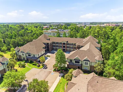 648 Village Park Drive 204, Wilmington