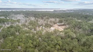 117 Deer Trail, Beaufort, NC 28516 – photo 7: 12-web-or-mls-DJI_20250314172546_0272_D