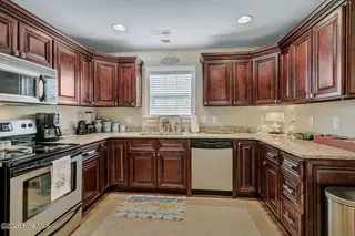 113 NW 9th Street, Oak Island, NC 28465 – photo 15: 20201011135529450632000000-o