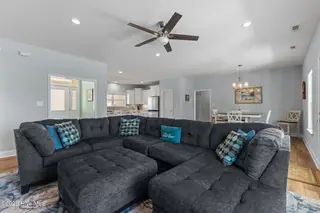 109 Fawn Creek Court, Cedar Point, NC 28584 – photo 6: Living Area