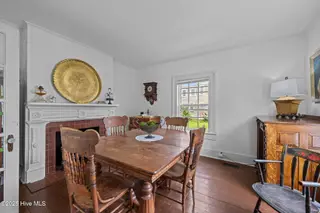 409 Hancock Street, New Bern, NC 28560 – photo 16: 4-web-or-mls-DSC_7856