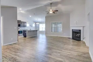 251 Independence Boulevard, Newport, NC 28570 – photo 2: Living room