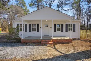 810 N Lee Street, Whiteville, NC 28472 – photo 1: 16-IMG_0485