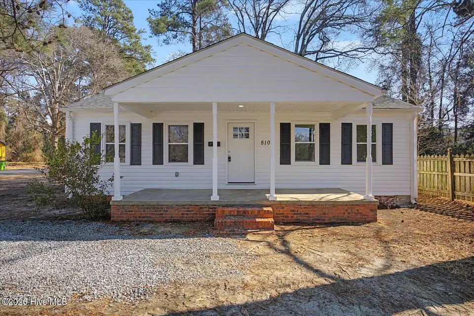 810 N Lee Street, Whiteville, NC 28472 – photo 1 of 48: 16-IMG_0485