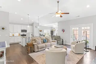 4149 Pine Hollow Drive, Wilmington, NC 28412 – photo 8: 009_4149_pine_hollow_drive-07_393