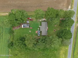 727 Ball Road, Washington, NC 27889 — 3-bedroom manufactured home, Washington, NC, photo 7 of 52: 8-web-or-mls-DJI_20260924125734_0034_D