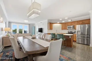 4425 Arendell Street 304, Morehead City, NC 28557 – photo 12: Dining/Kitchen