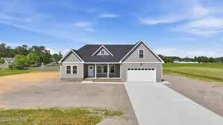 492 Pointe Vista Drive, Elizabeth City, NC 27909 – photo 10: 033_DJI_20260423151509_0102_D (1)