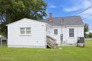 813 N 20th Street, Morehead City, NC 28557 – photo 13: 6-web-or-mls-1S3A1660