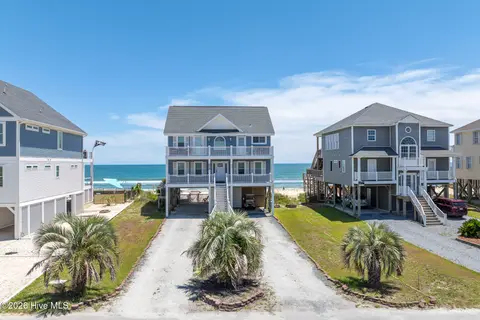33 Porpoise Pl, North Topsail Beach