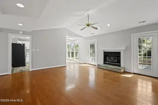 814 Lord Granville Drive, Morehead City, NC 28557 – photo 6: 9-web-or-mls-814-LordGranvilleDr-4-3-26-