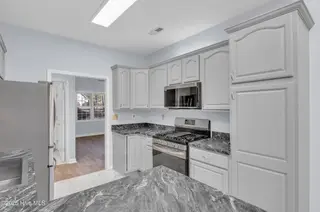 214 Ravenswood Road, Hampstead, NC 28443 – photo 12: 214 ravenswood rd 00012