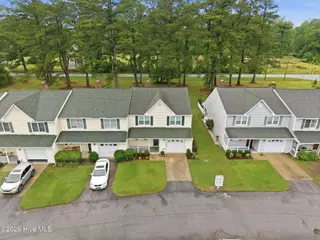 345 Carolina Pines Boulevard 6, New Bern, NC 28560 – photo 9: 9-web-or-mls-DJI_20260507095947_0258_D