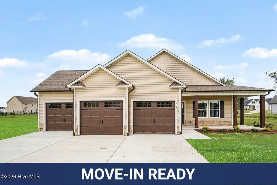 105 Burnello Court, Princeton, NC 27569 – photo 1 of 32: front