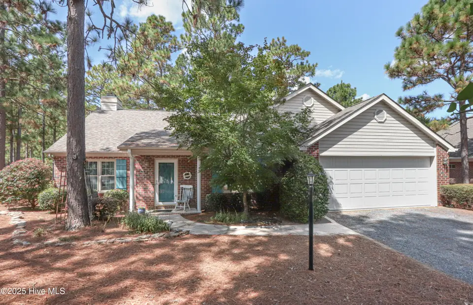 226 Juniper Creek Boulevard, Pinehurst, NC 28374 – photo 1 of 25: Front