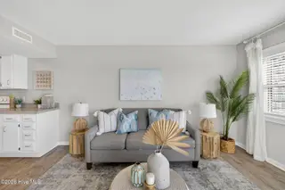 1102 N Lumina Avenue N Apt B3, Wrightsville Beach, NC 28480 – photo 13: 1102NLuminaAvenueUnitB3-9