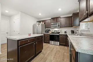 4561 Sandstone Drive, Greenville, NC 27858 – photo 14: 29-web-or-mls-IMG_0125