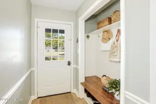 121 Gull Harbor Drive, Newport, NC 28570 – photo 7: Entry Foyer